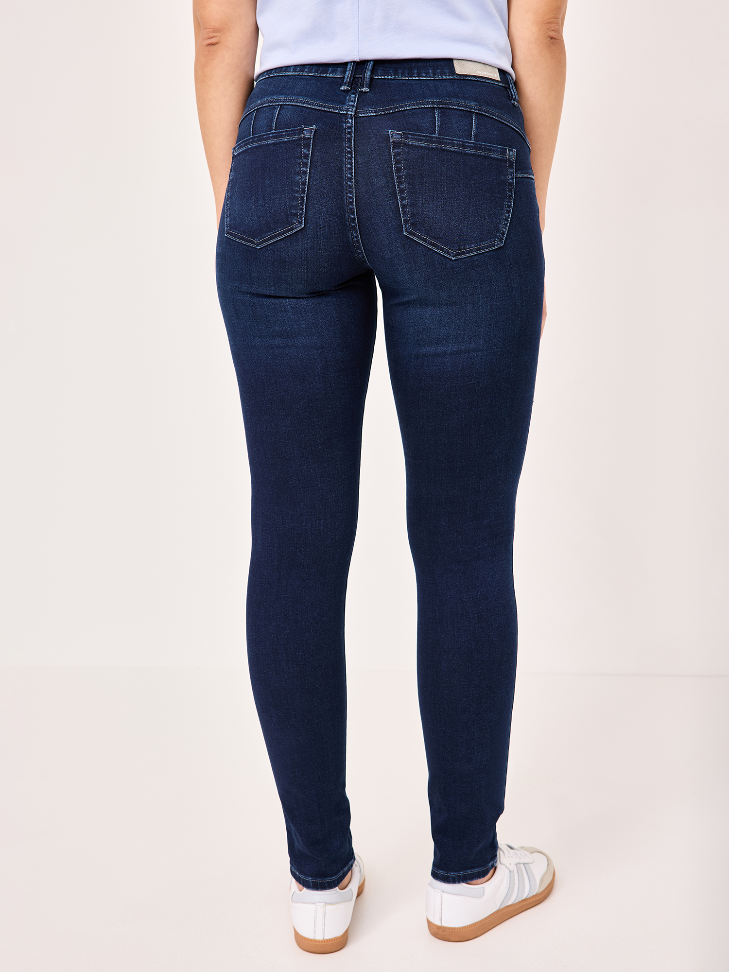 605684060000-4599_2_damen-skinny-fit-jeans-lucy-paddocks.jpg 605684060000-4599_2_damen-skinny-fit-jeans-lucy-paddocks.jpg