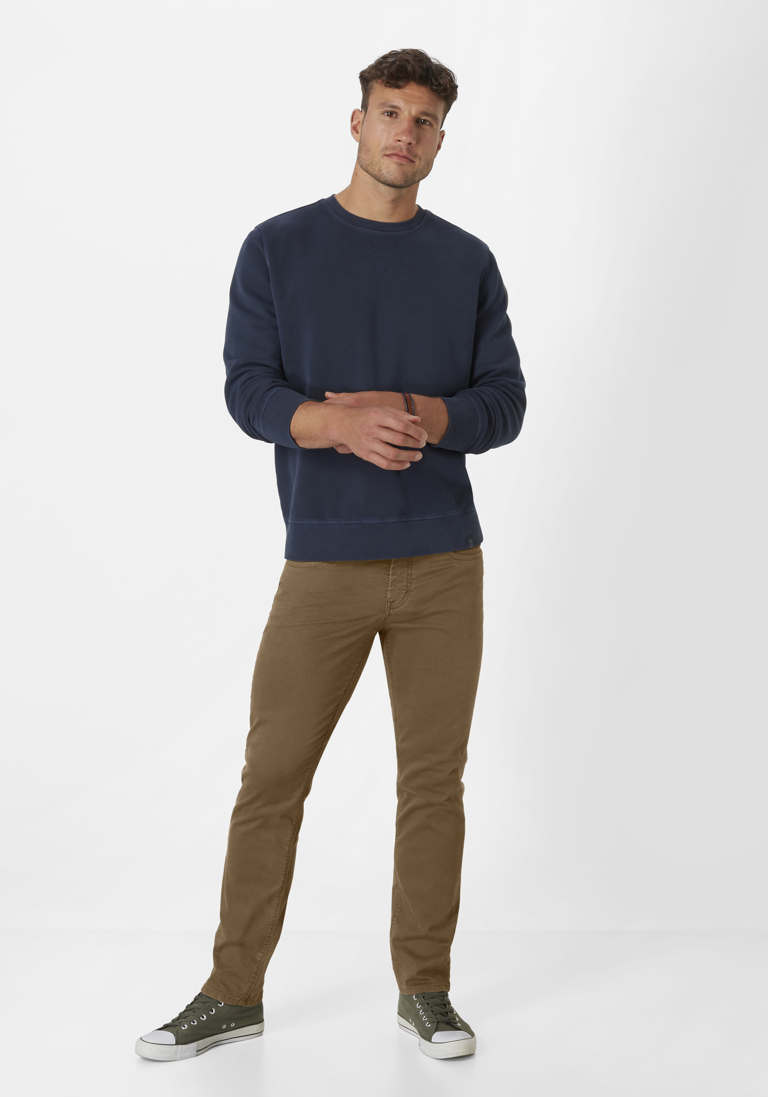 802467022000-0517_8_herren-slim-fit-jeans-pipe-50-jahre-paddocks-edition.jpg