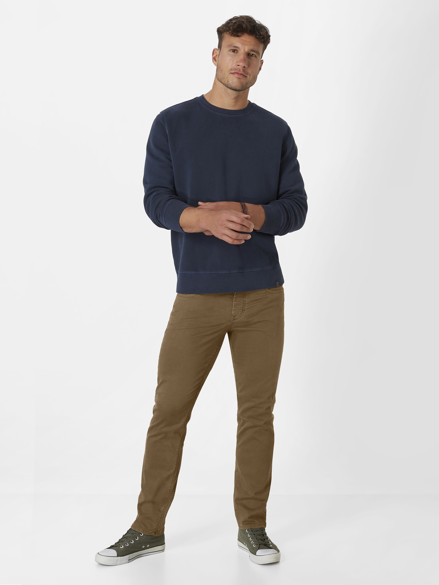 802467022000-0517_8_herren-slim-fit-jeans-pipe-50-jahre-paddocks-edition.jpg