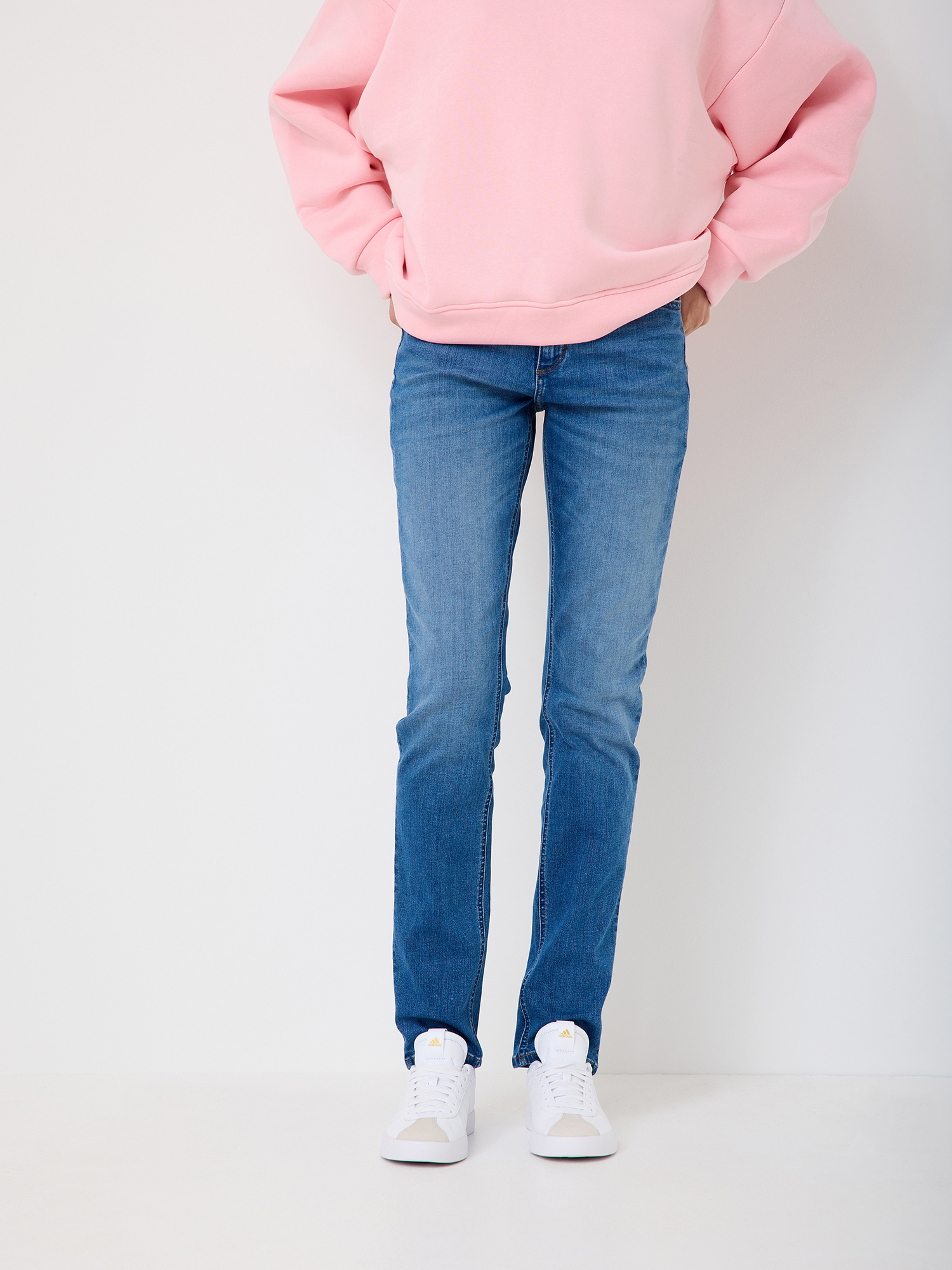 605997849000-4367_01_paddocks-pat-slim-fit-jeans_ay.jpg