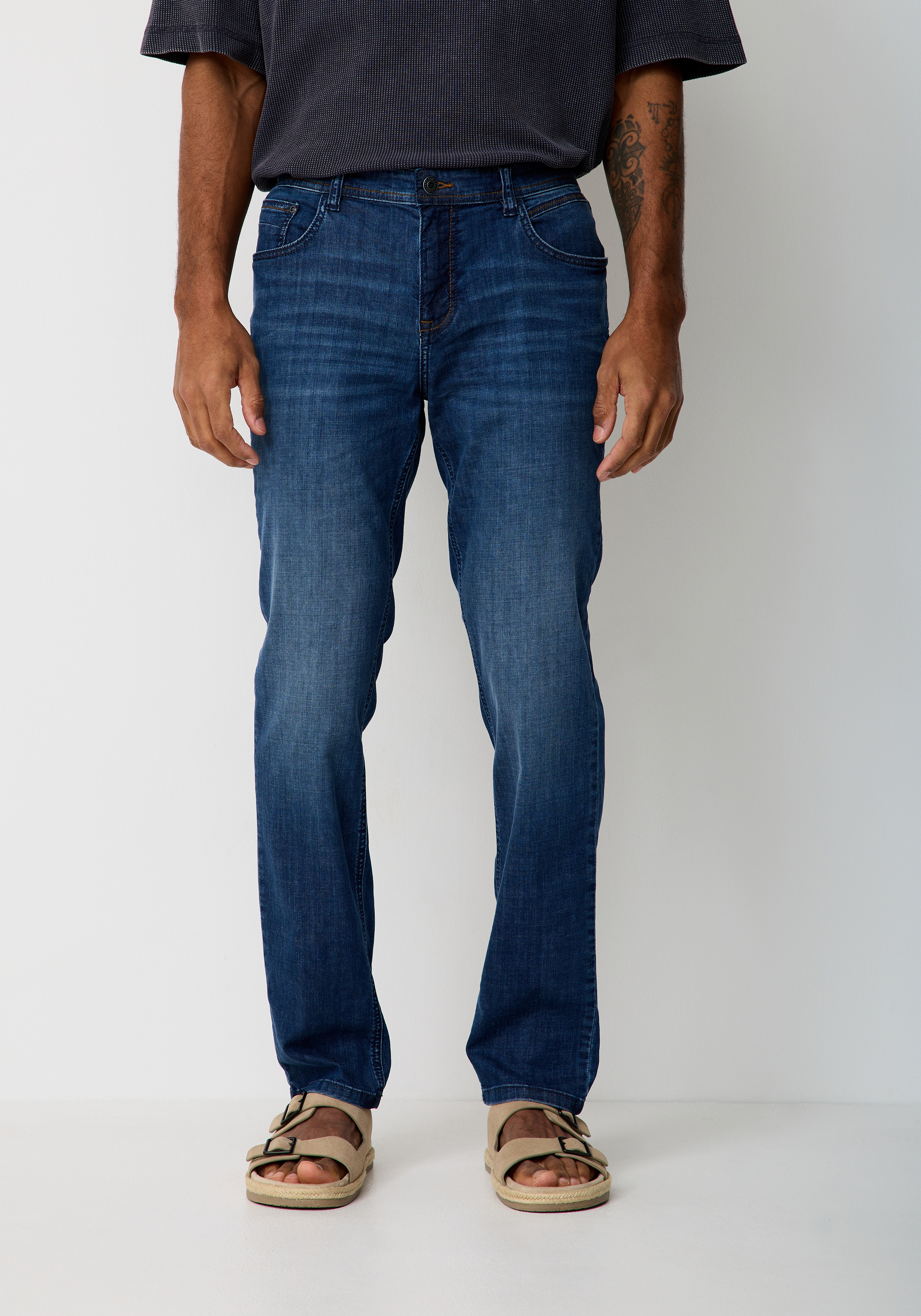 802997767000-4564_01_slim-fit-jeans-herren-paddocks-pipe.jpg