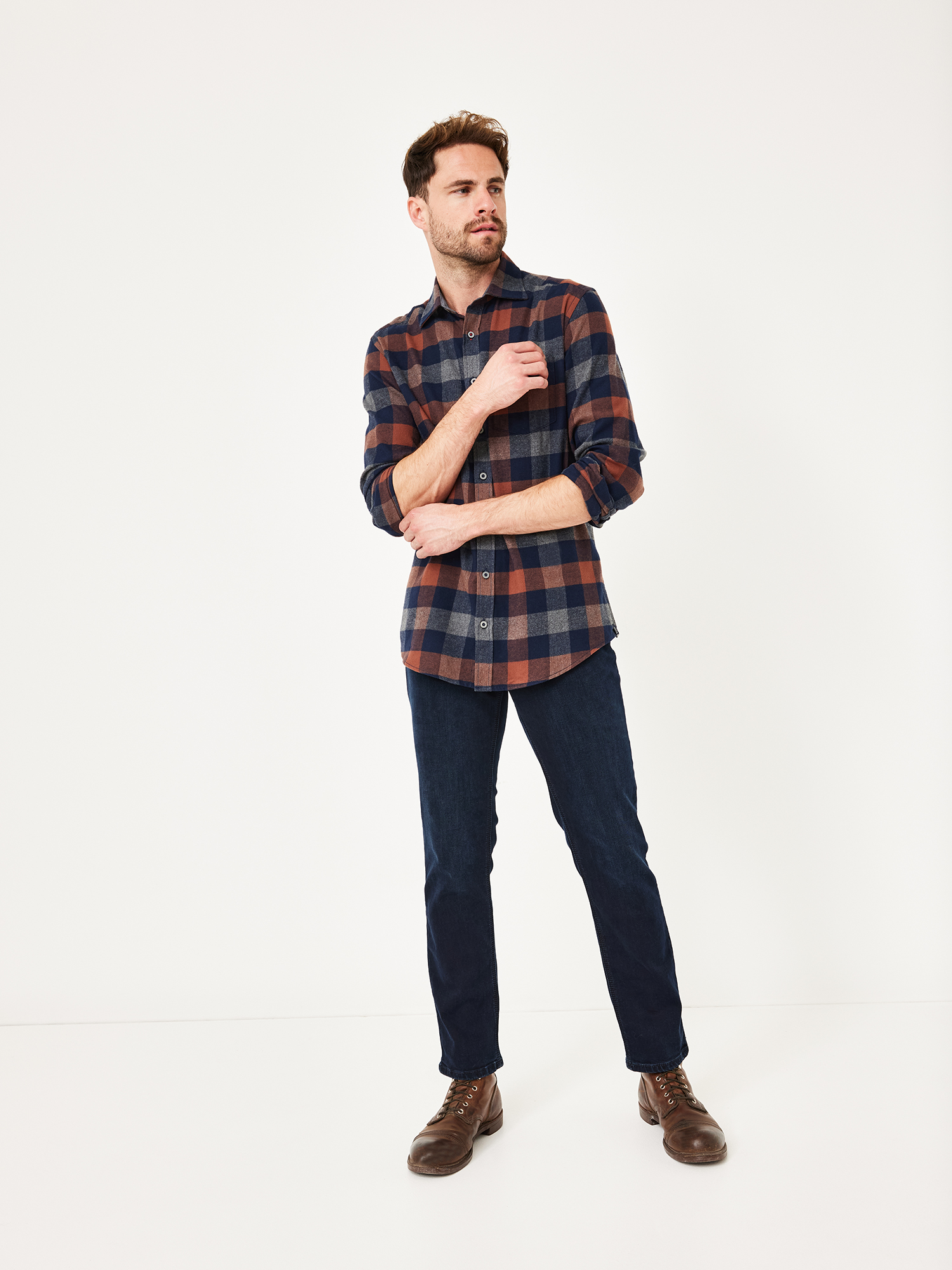 802277275000-0879_03_paddocks-pipe-stretch-saddlestitch_ay.jpg