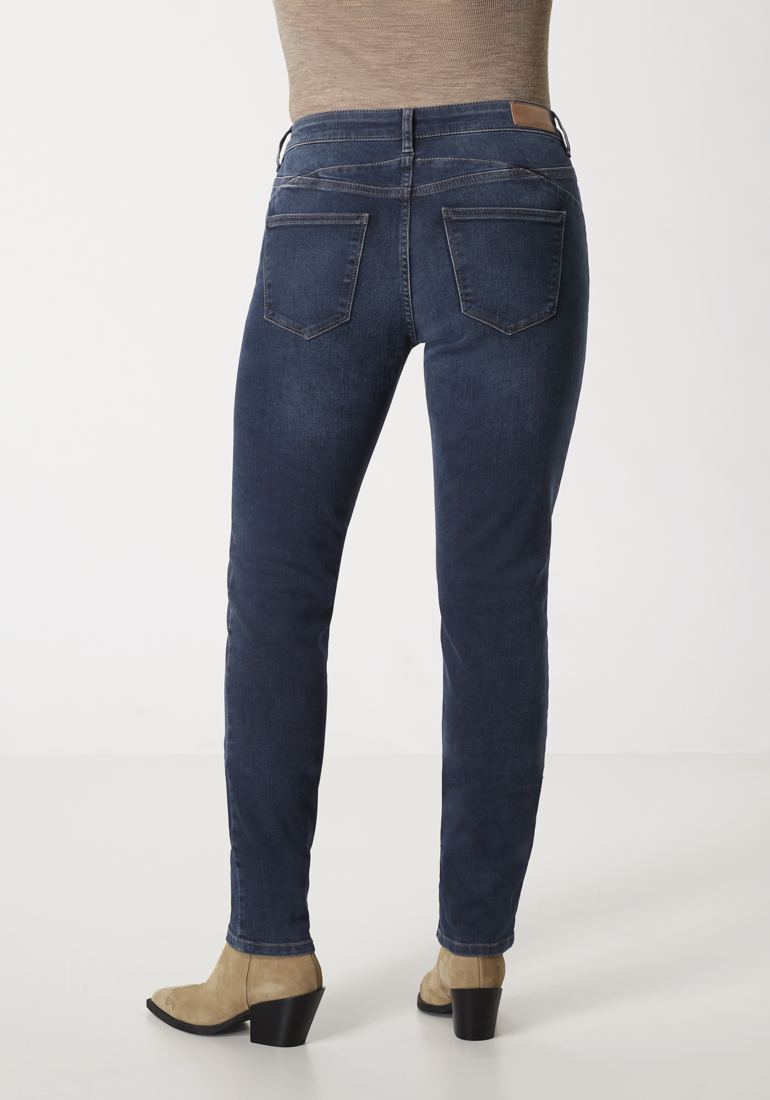 605557025000-5744_10_damen-jeans-skinny-stretch-lucy-paddocks.jpg 605557025000-5744_10_damen-jeans-skinny-stretch-lucy-paddocks.jpg