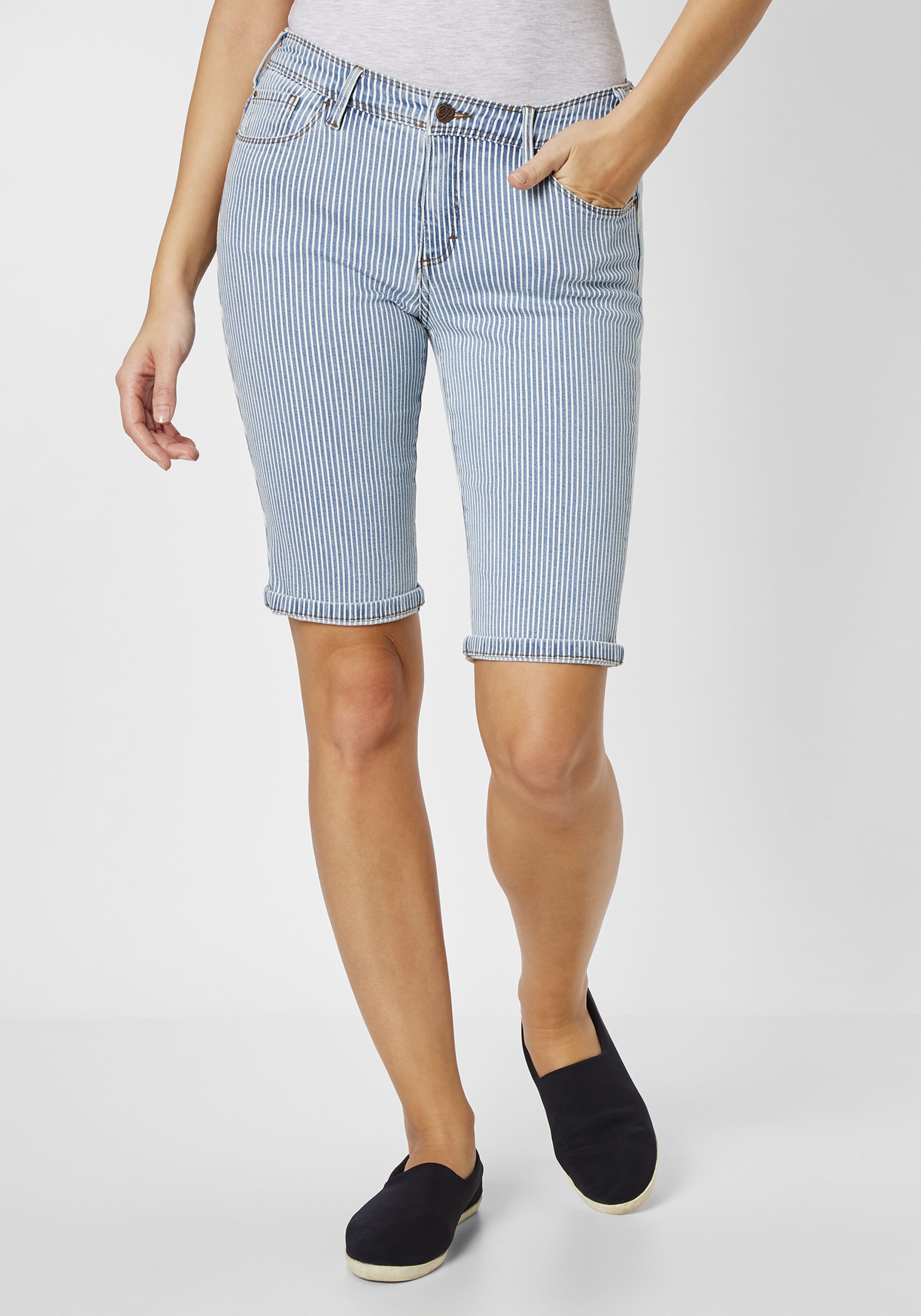 604194974000-0841_9_paddocks-hose-lucy-bermuda-mid-rise-skinny-leg.jpg