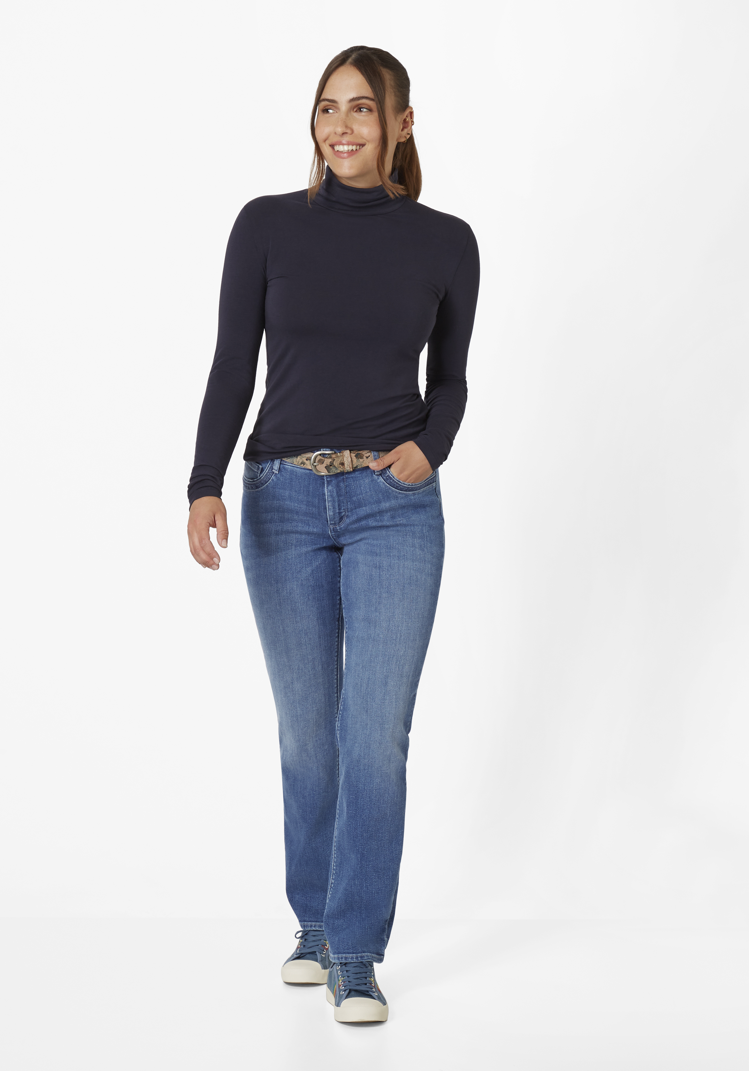605527138000-4633_8_damen-straight-jeans-stretch-lara-paddocks.jpg 605527138000-4633_8_damen-straight-jeans-stretch-lara-paddocks.jpg