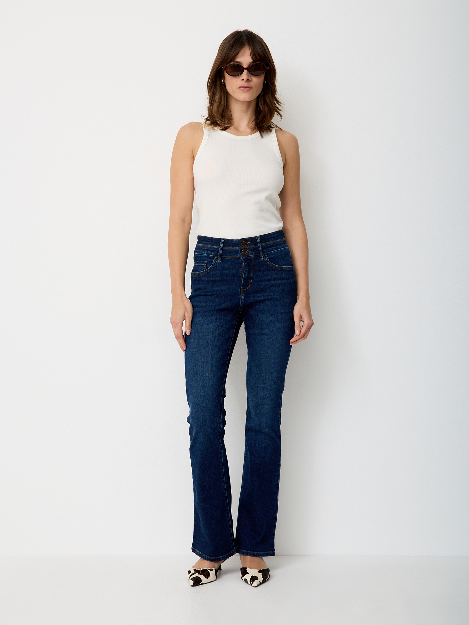 605767849000-4380_03_high-waist-bootcut-jeans-damen-paddocks_ay.jpg
