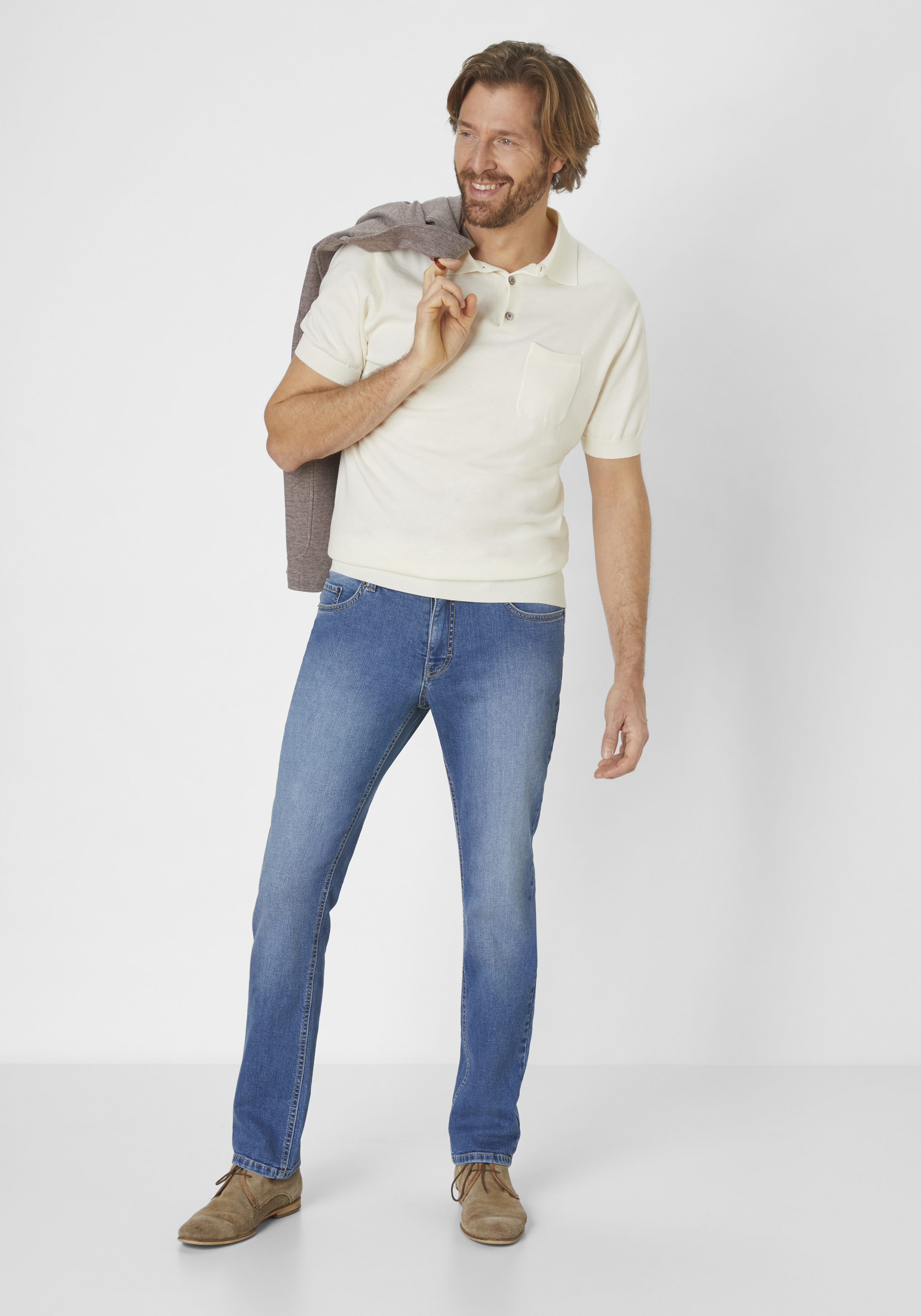 802047133000-5906_8_herren-slim-fit-jeans-pipe-50-jahre-paddocks.jpg 802047133000-5906_8_herren-slim-fit-jeans-pipe-50-jahre-paddocks.jpg