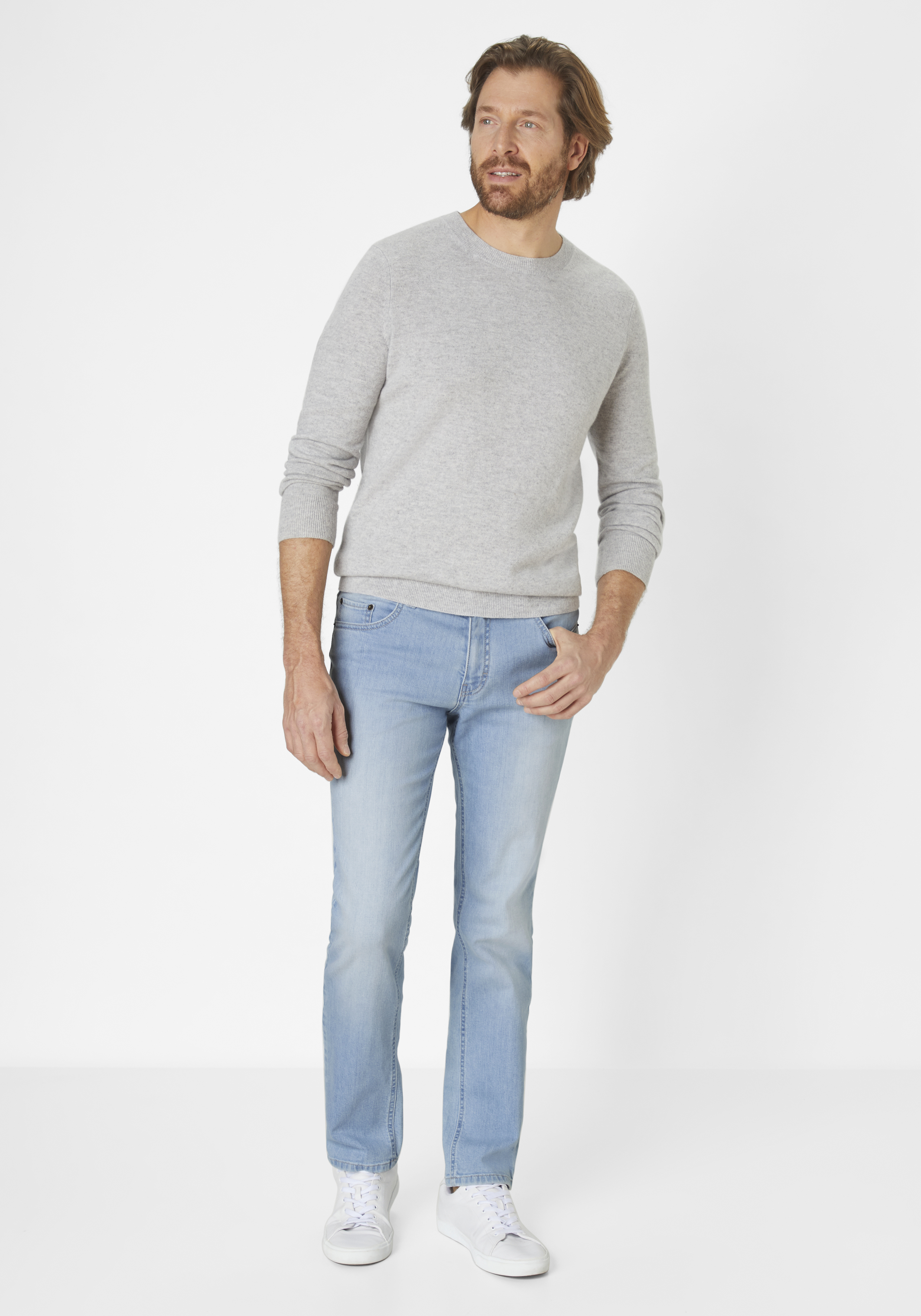 802047133000-5812_8_herren-slim-fit-jeans-pipe-50-jahre-paddocks.jpg 802047133000-5812_8_herren-slim-fit-jeans-pipe-50-jahre-paddocks.jpg