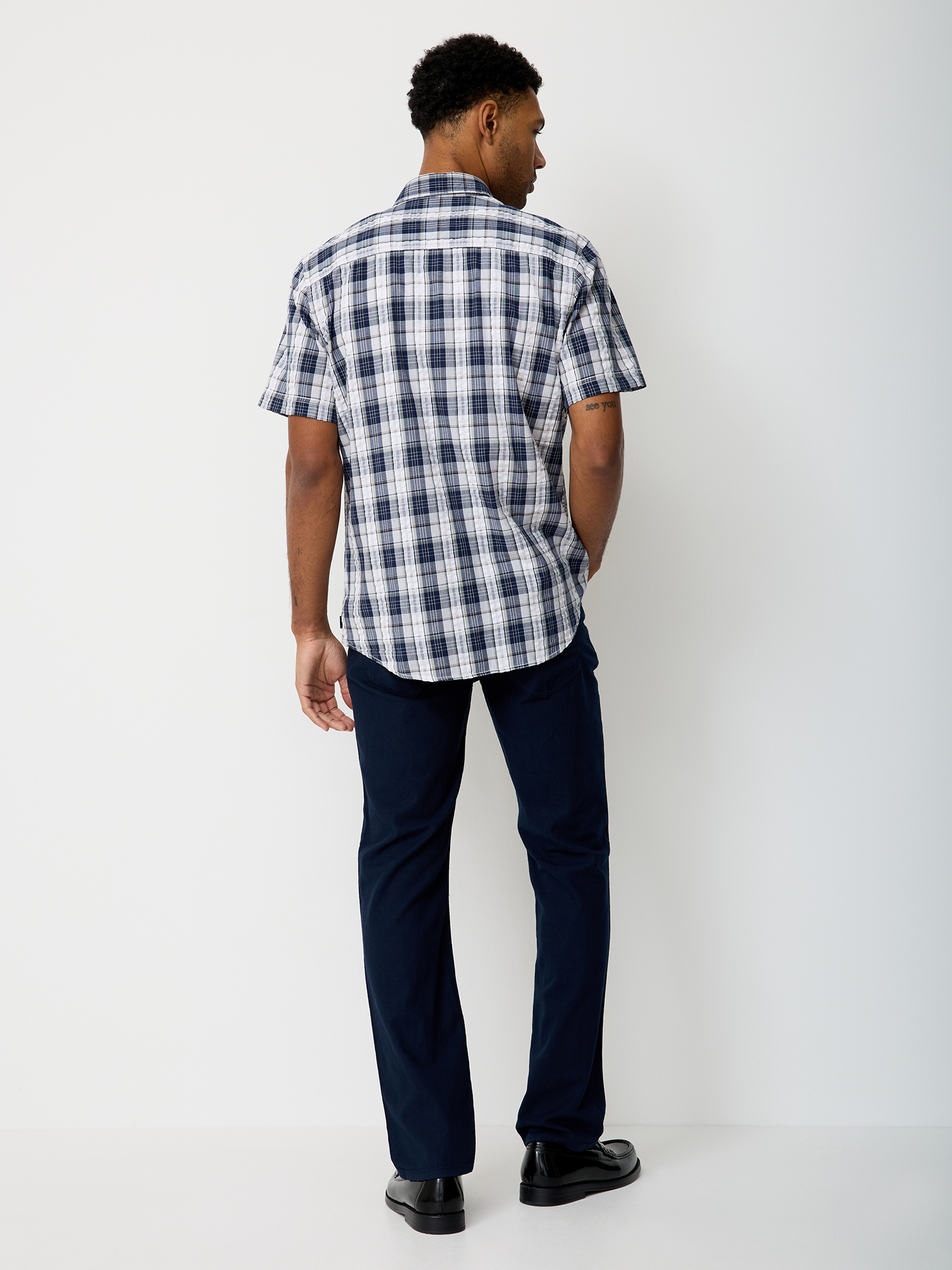 330507886000-0800_05_herren-kurzarm-shirt-paddocks_ay.jpg